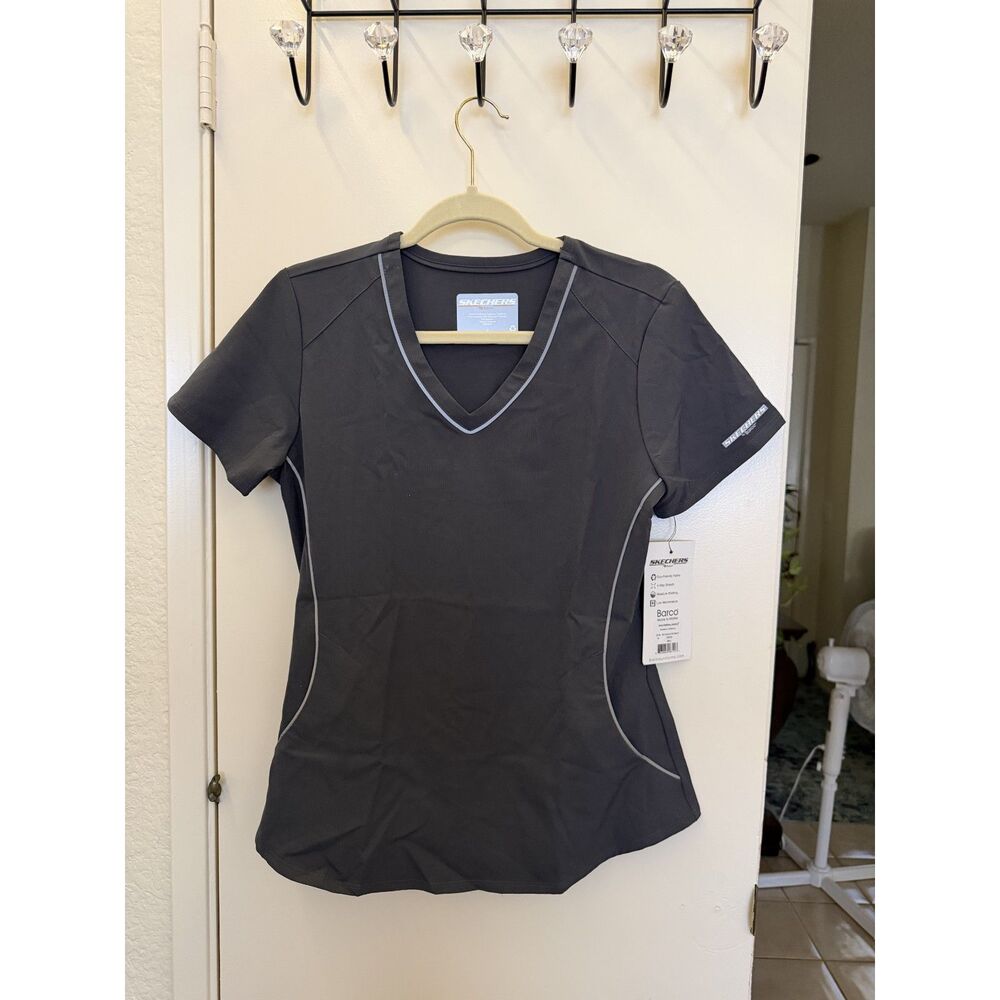 NWT Sketchers by barco Scrub top gray in size S